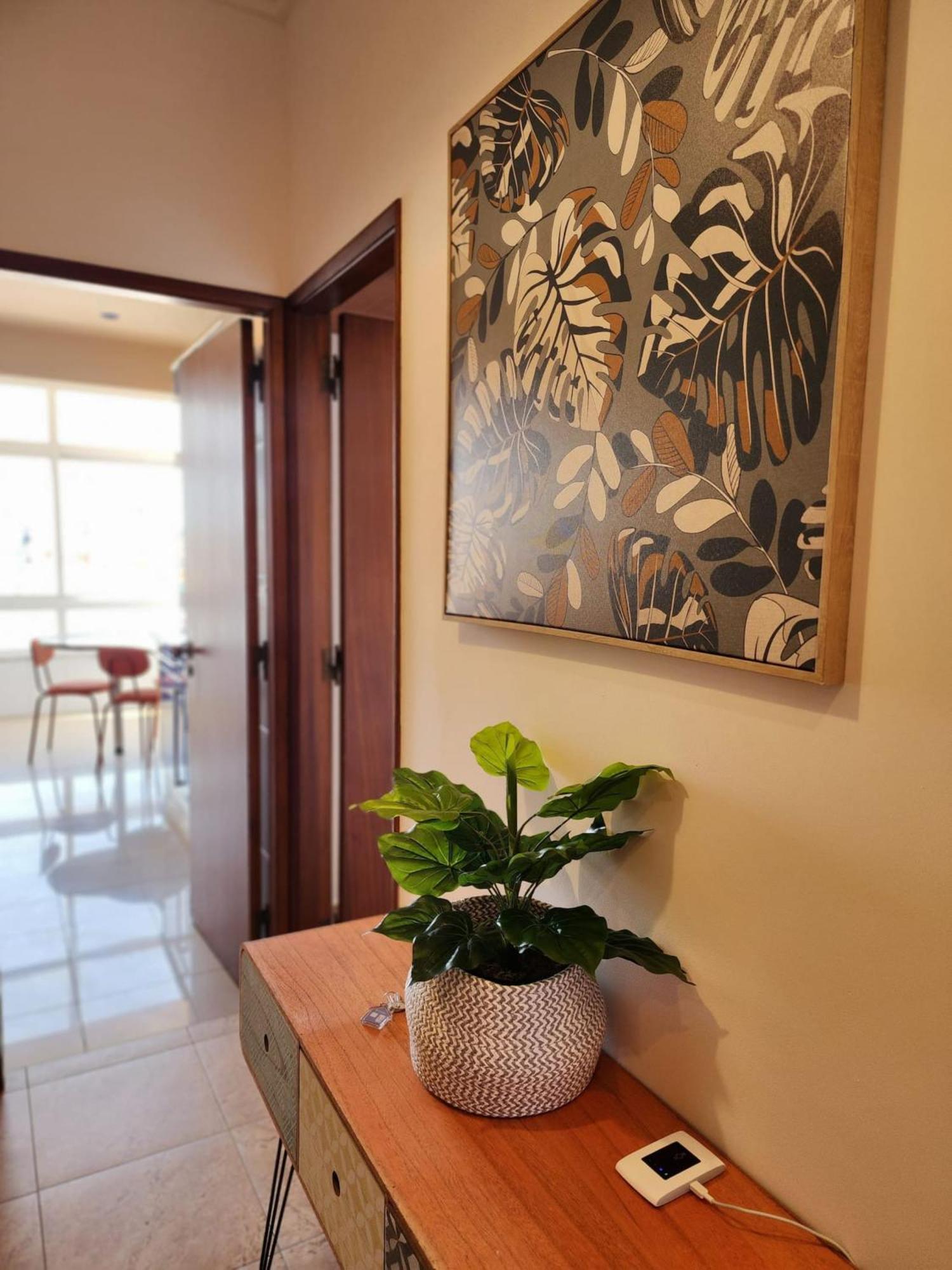 Cozy Apartment In Central Almada W Swing Chairs Екстер'єр фото
